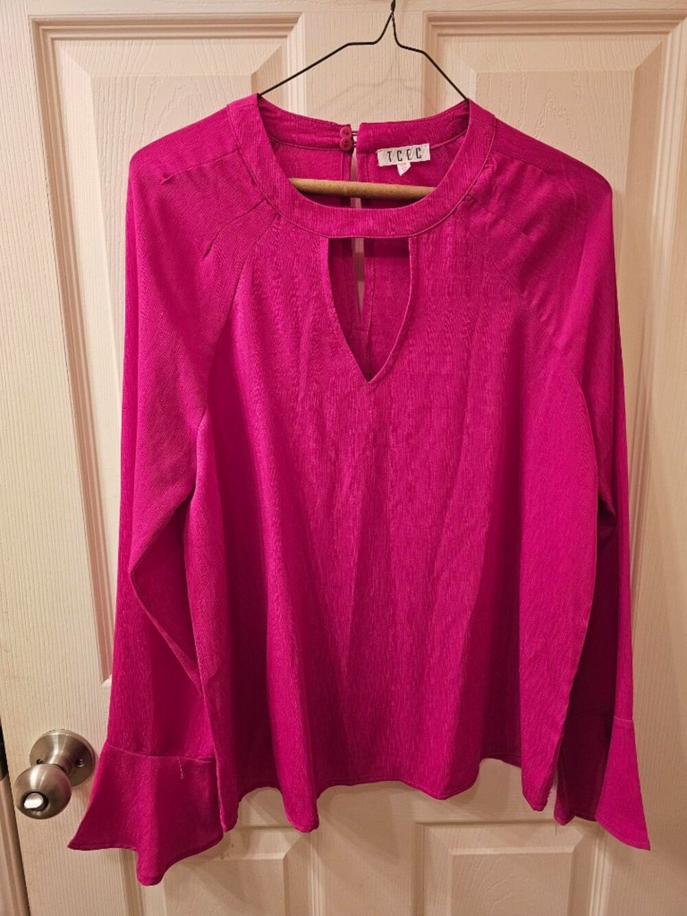 NWOT TCEC Medium Fuschia Blouse